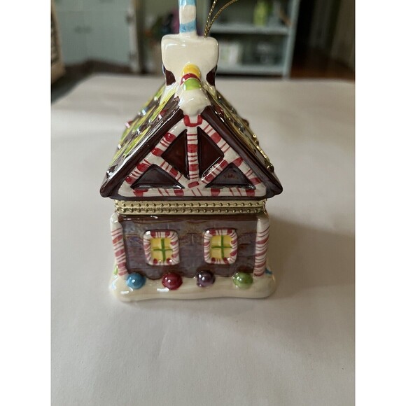 Mr Christmas Ceramic Gingerbread House Music Box Ornament Wind Up Deck The Halls - Picture 7 of 8